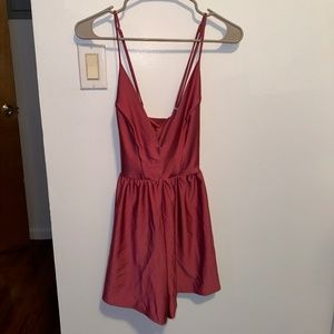 UO Gianni Plunging V-Neck Strappy Romper (Pink)